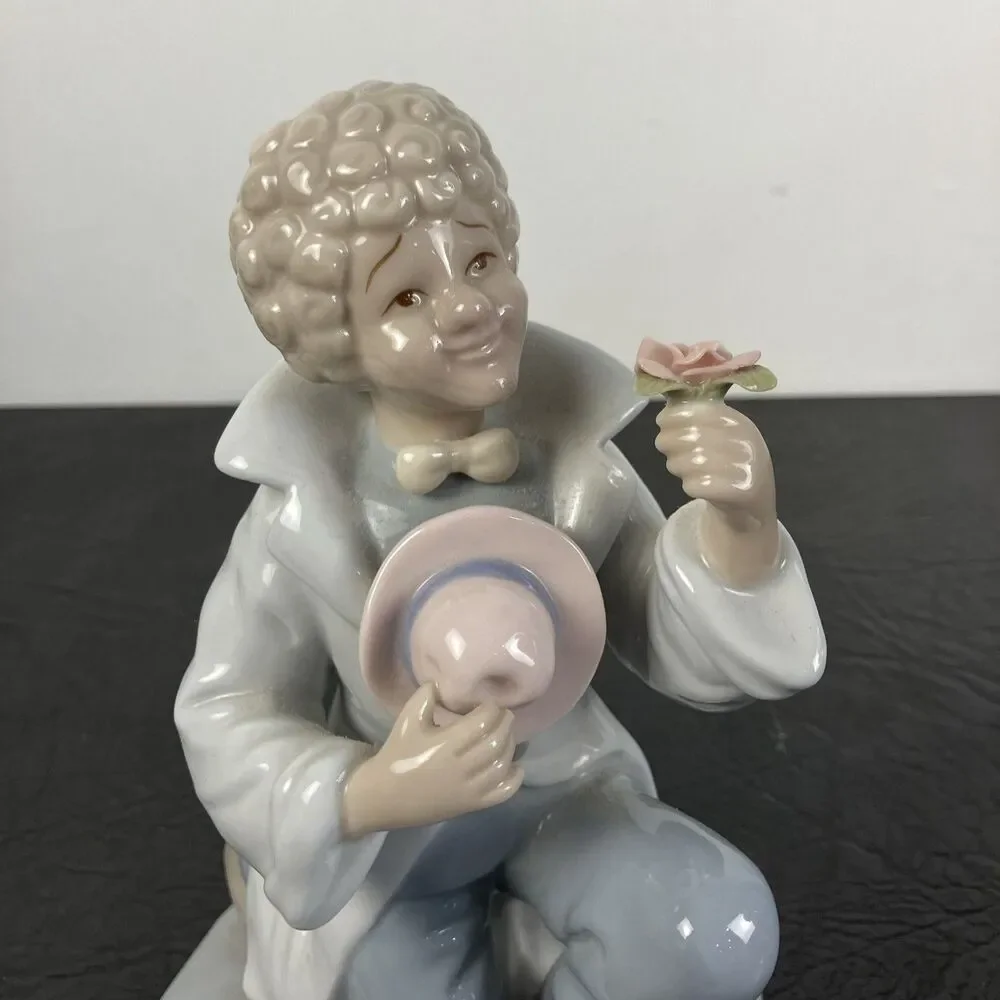 Vintage Porcelain Clown Figurine 2000 YH Seated with Rose Hat Pastel Gloss HTF